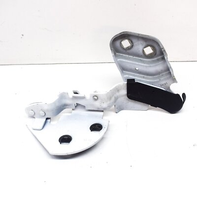 Catalog reference photo: Hood hinge ( left ) — OE 1643845-00-A