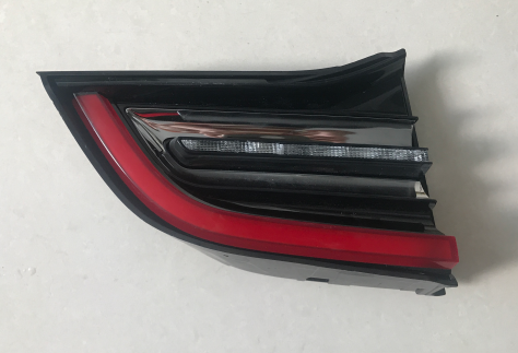 Catalog reference photo: Inner tail lamp — right — OE 1502089-00-B