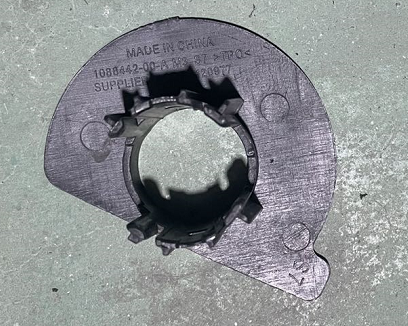 Catalog reference photo: Rear bumper parking sensor bracket outer — right — OE 1088442-00-A