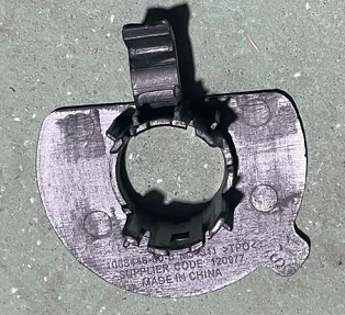 Catalog reference photo: Rear bumper parking sensor bracket middle — left — OE 1088446-00-B