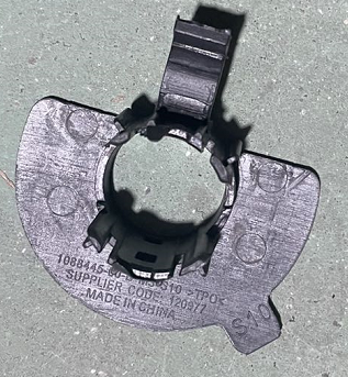 Catalog reference photo: Rear bumper parking sensor bracket inner — left — OE 1088445-00-C