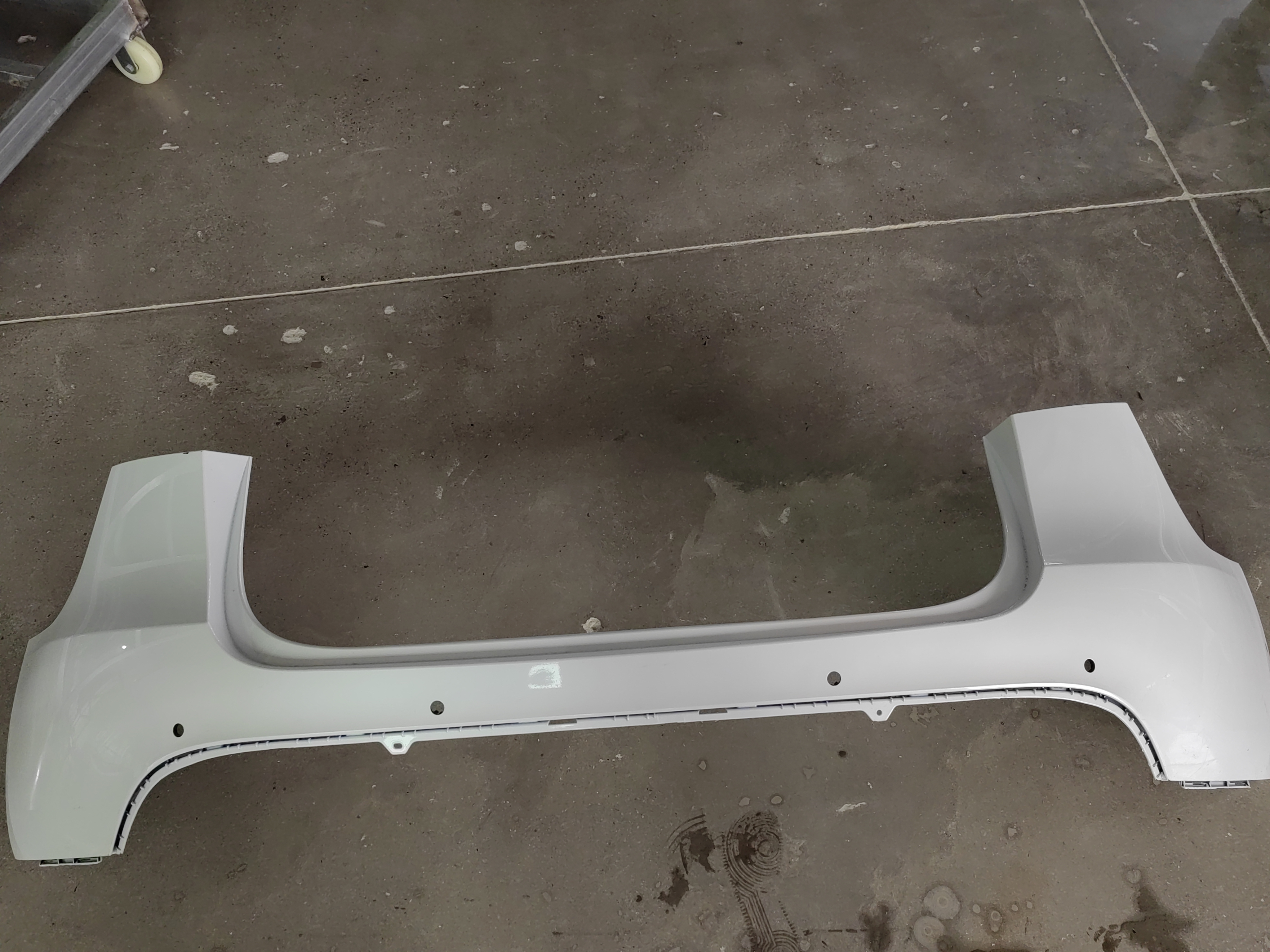 Catalog reference photo: Rear bumper — OE 1493735-S0-A