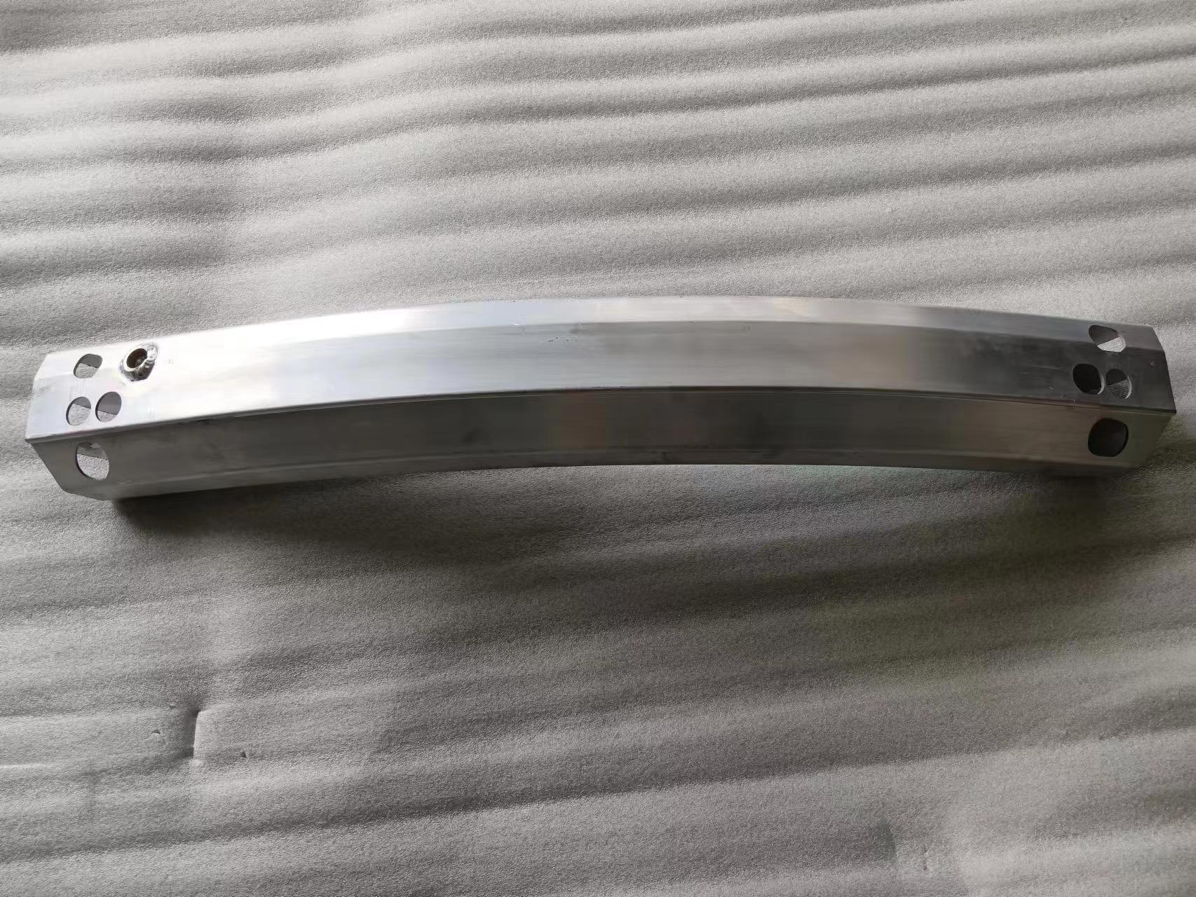 Catalog reference photo: Rear bumper reinforcement — OE 1487616-00-B