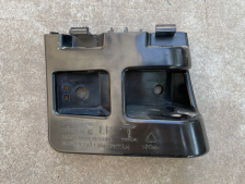 Catalog reference photo: Tail lamp lower bracket — right — OE 1506969-00-A