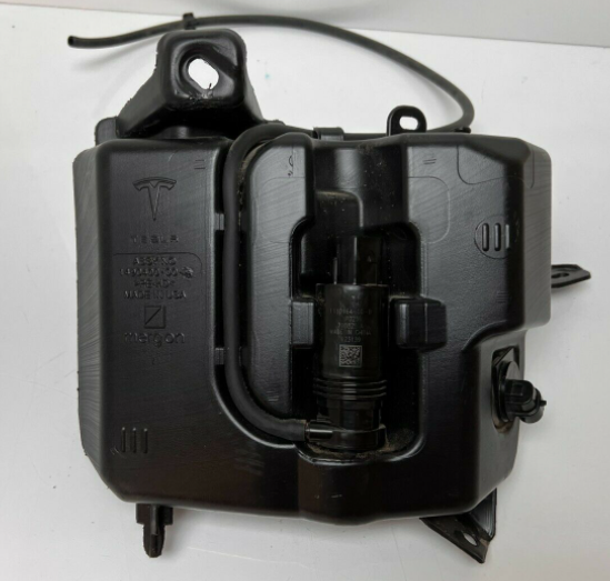 Catalog reference photo: Windshield washer reservoir — OE 1490412-00-B